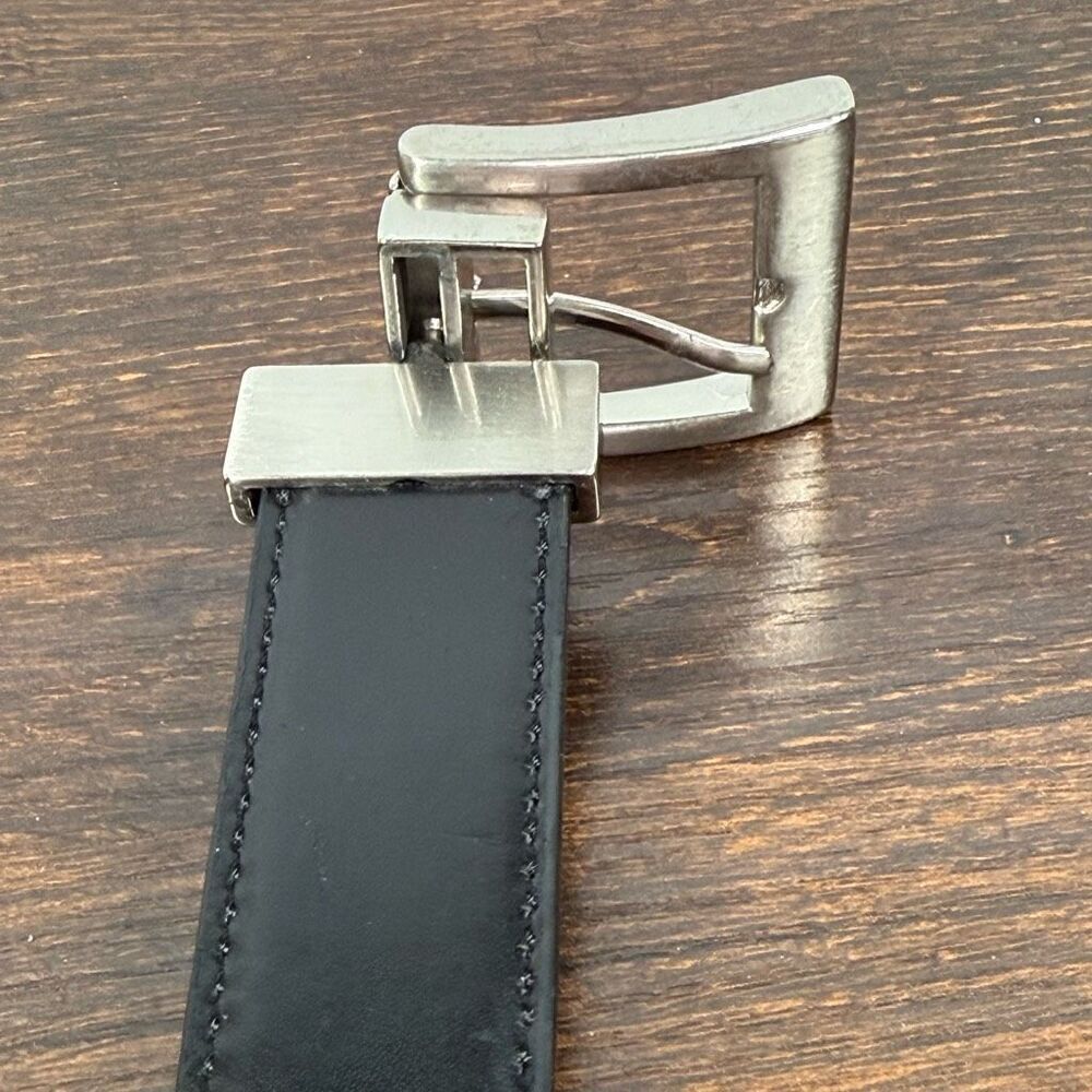 Men’s Belt Reversible Black Brown Leather Size 34 Silver — image 7 of 8